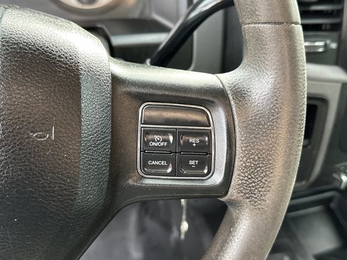 Used 2018 RAM 3500 Tradesman w/ Chrome Appearance Group image 18