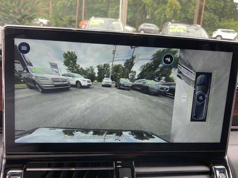 Used 2024 Lincoln Navigator L Reserve image 25