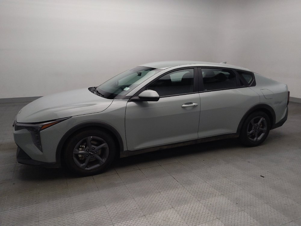 Used 2025 Kia K4 FWD image 2