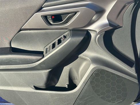 Used 2024 Subaru Impreza 2.0i Sport image 21