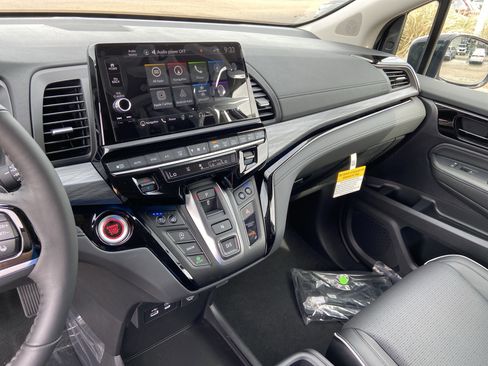 New 2026 Honda Odyssey Elite image 26