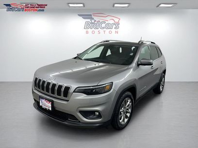 Used 2019 Jeep Cherokee Latitude Plus w/ Comfort/Convenience Group