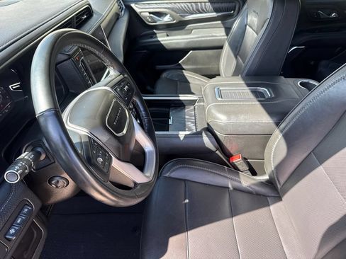 Used 2023 GMC Yukon XL Denali AWD/4WD image 20