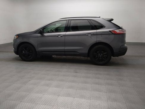 Used 2021 Ford Edge SE FWD image 3