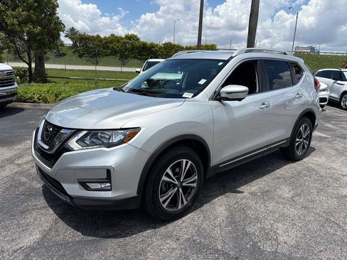 Used 2018 Nissan Rogue SL AWD/4WD image 13