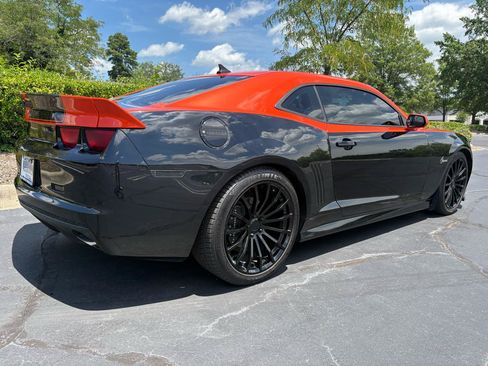 Used 2011 Chevrolet Camaro LS RWD image 14