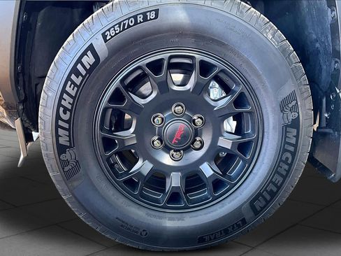 Used 2025 Toyota 4Runner TRD Off-Road Premium image 11