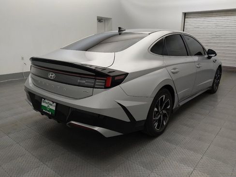 Used 2025 Hyundai Sonata SEL AWD/4WD image 9
