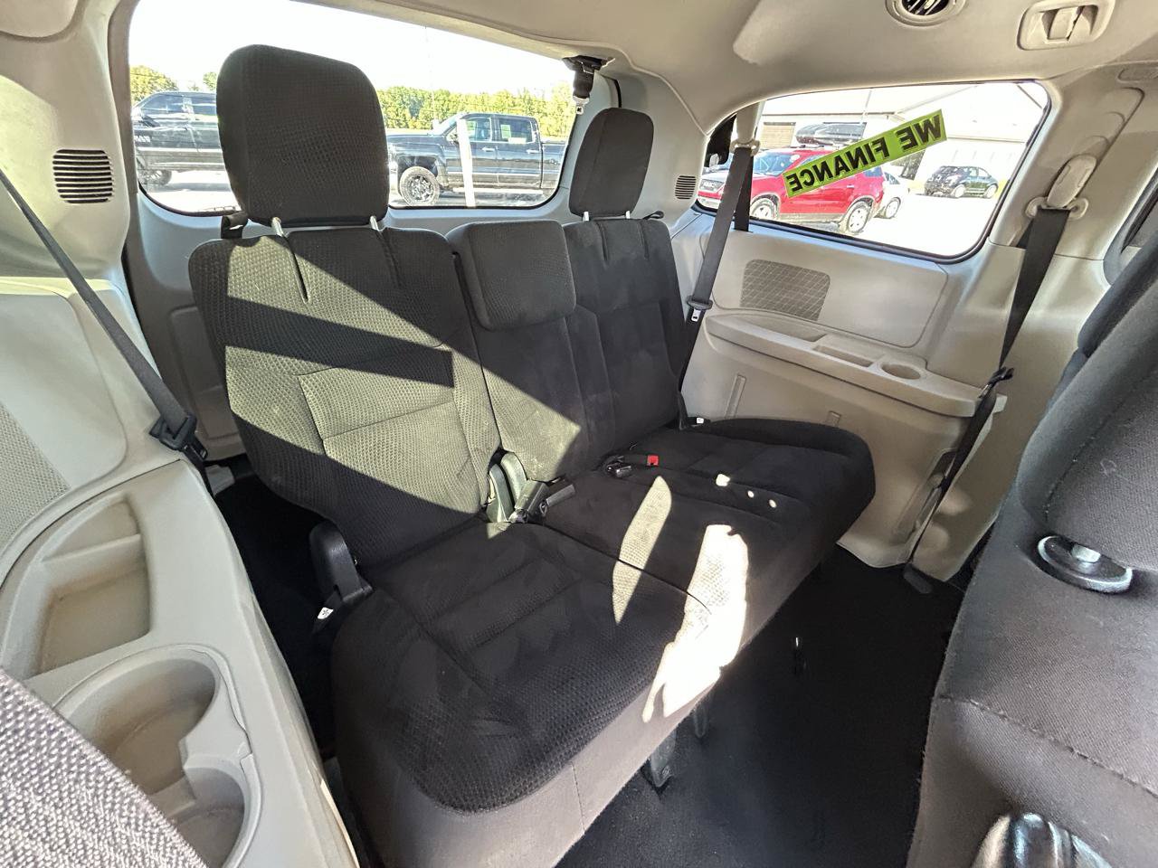 Used 2018 Dodge Grand Caravan SE w/ Rear Park Assist Package FWD image 13