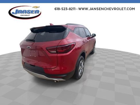 Used 2024 Chevrolet Blazer LT w/ Convenience Package FWD image 8