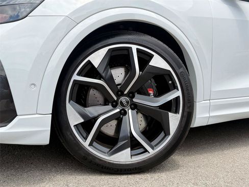Used 2022 Audi RS Q8 AWD/4WD image 9