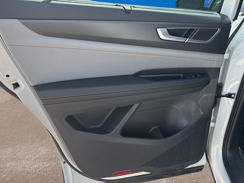 New 2026 Volkswagen Atlas Peak Edition AWD/4WD image 13