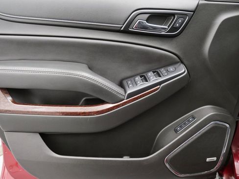 Used 2018 GMC Yukon SLT w/ Open Road Package image 13