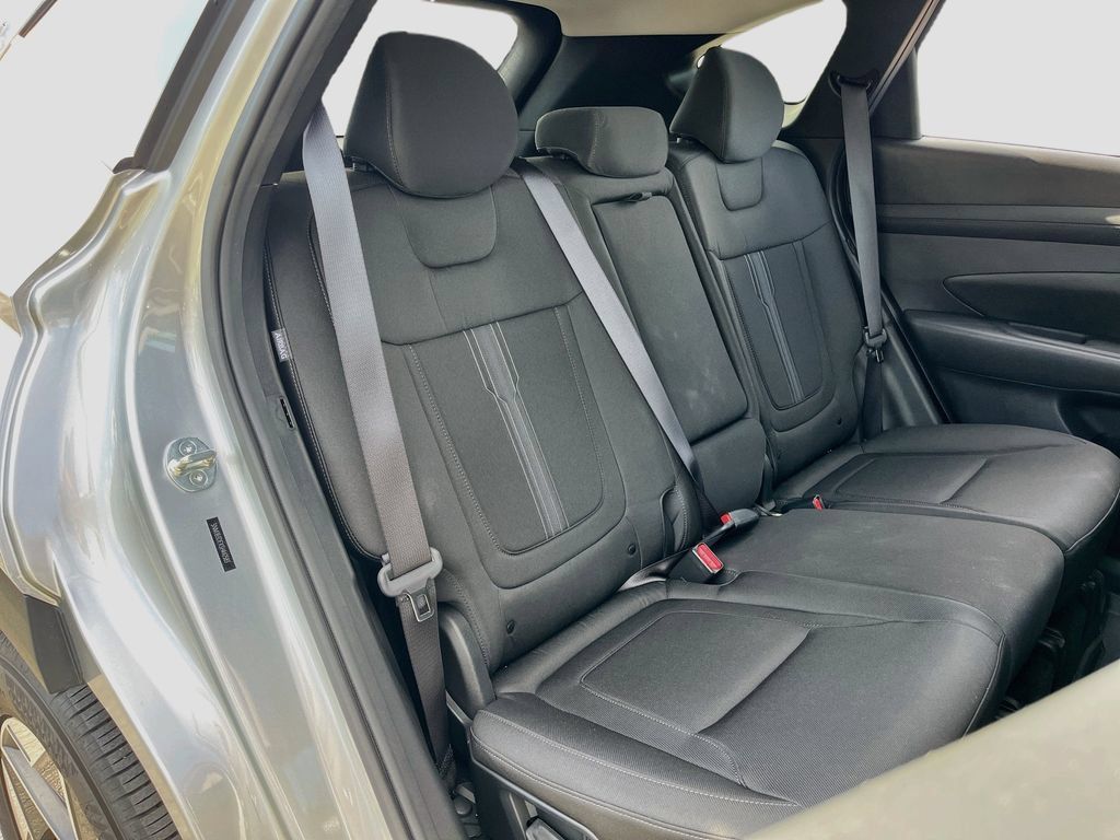Used 2025 Hyundai Tucson SEL FWD image 25