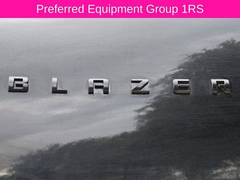 Used 2024 Chevrolet Blazer RS w/ Enhanced Convenience Package FWD image 11