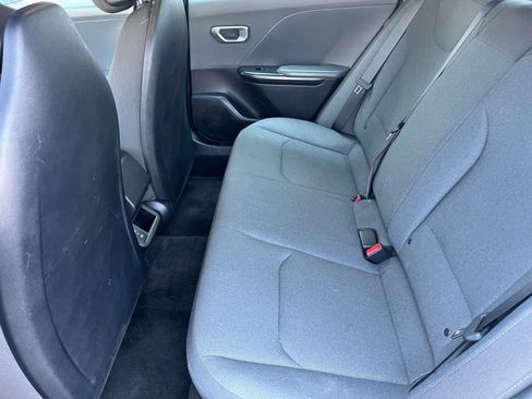 Used 2025 Kia K4 FWD image 29