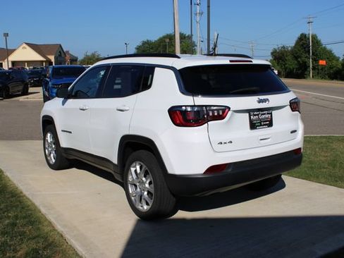 Used 2023 Jeep Compass Latitude AWD/4WD image 25
