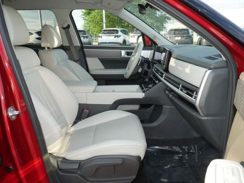 Used 2025 Hyundai Santa Fe SEL AWD/4WD image 25