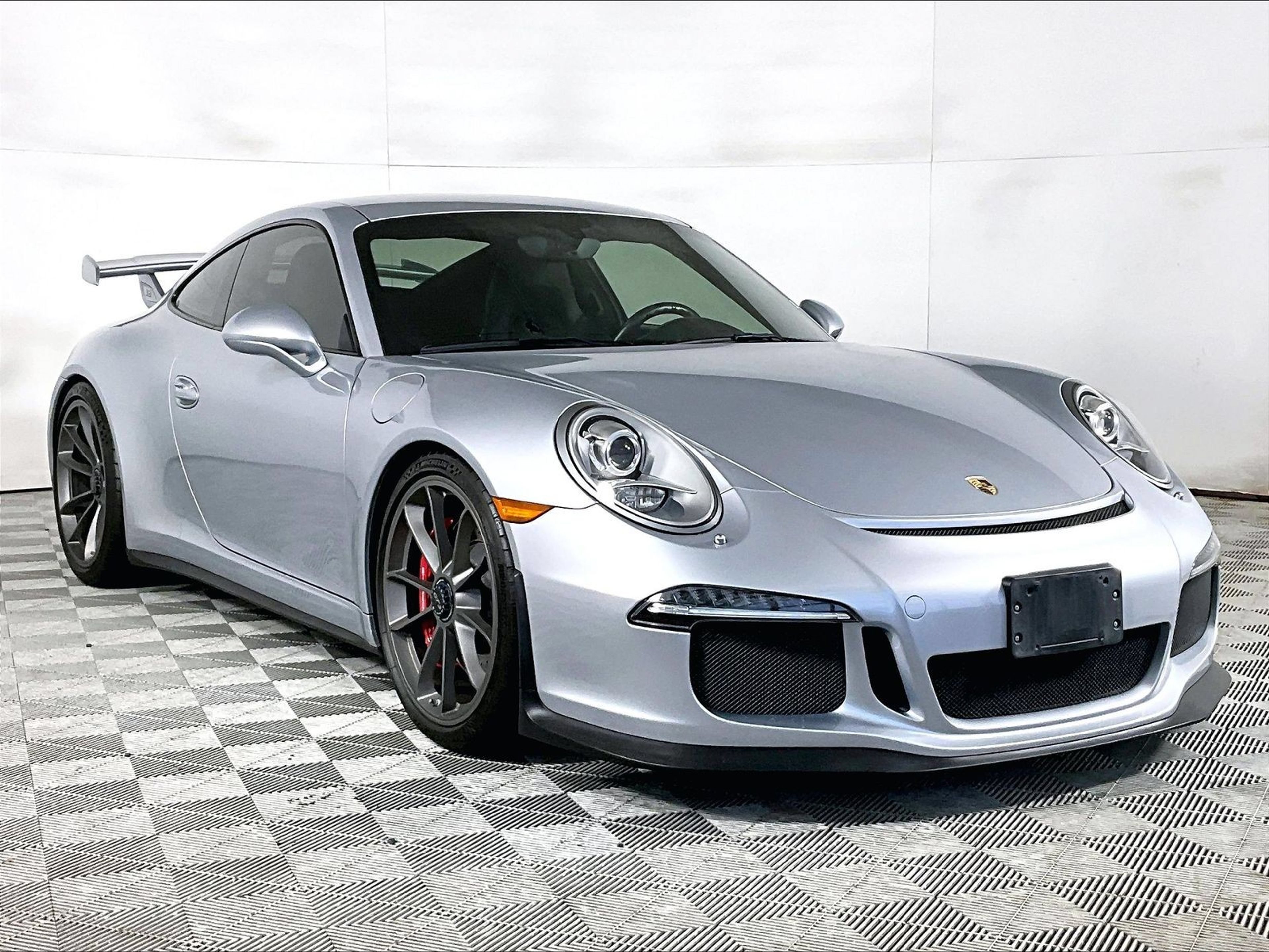 Certified 2014 Porsche 911 GT3 RWD image 7