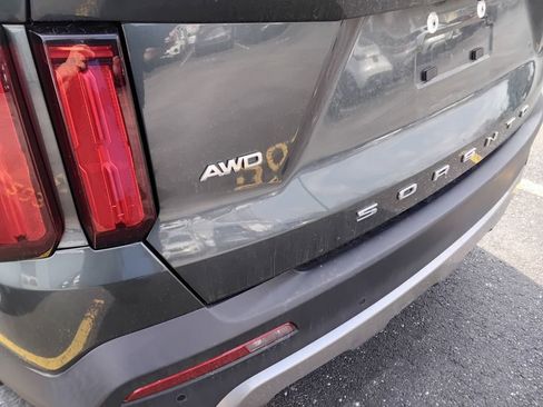 Used 2021 Kia Sorento SX Prestige image 12