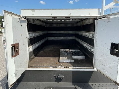 Used 2021 Ford F350 XL w/ Power Equipment Group RWD image 8