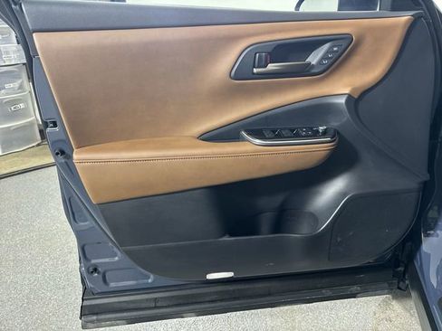 Used 2025 Toyota Crown Signia image 20