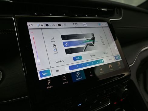 Used 2022 Jeep Grand Cherokee Overland image 32