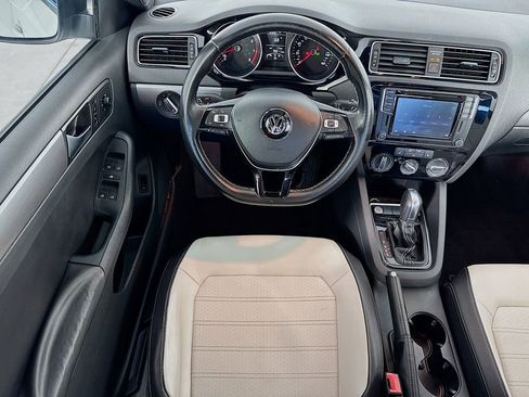 Used 2016 Volkswagen Jetta Sport image 22