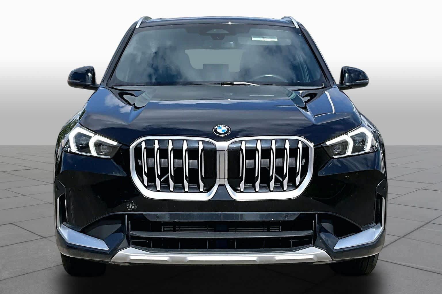 Used 2025 BMW X1 xDrive28i AWD/4WD image 4