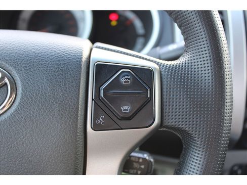 Used 2014 Toyota Tacoma 4x4 Double Cab image 20