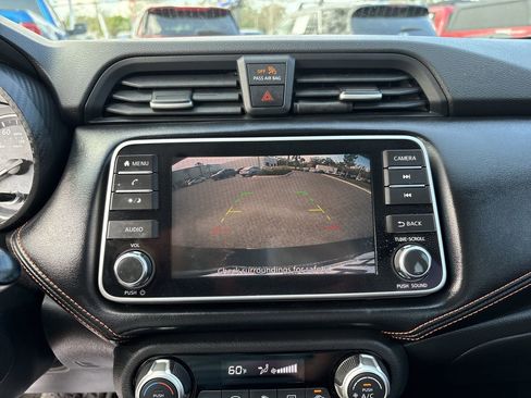 Used 2020 Nissan Versa SR image 27