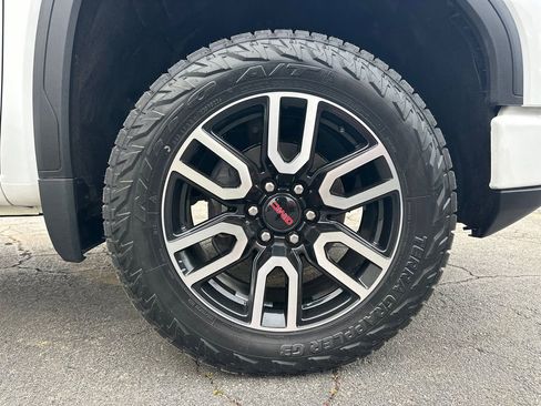 Used 2024 GMC Sierra 1500 AT4 w/ Technology Package image 13
