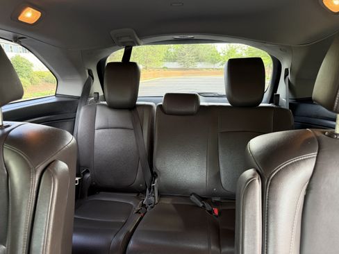Used 2018 Honda Odyssey EX-L image 12