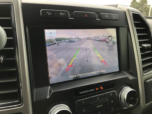 Certified 2020 Ford F150 Lariat w/ Equipment Group 502A Luxury image 20