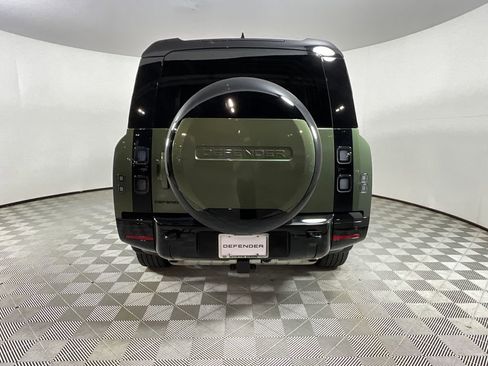 Used 2026 Land Rover Defender 130 X-Dynamic SE AWD/4WD image 7