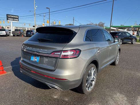 Used 2023 Lincoln Nautilus Reserve w/ Equipment Group 201A image 5