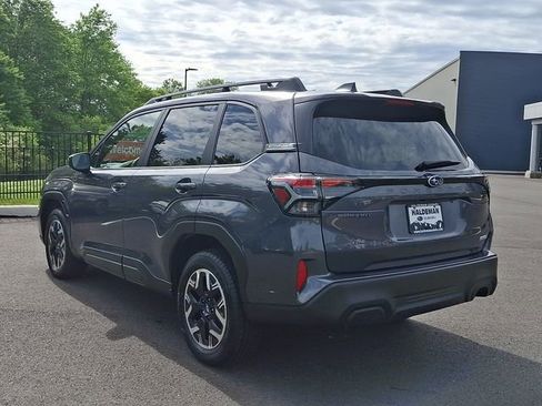 Certified 2025 Subaru Forester Premium AWD/4WD image 5