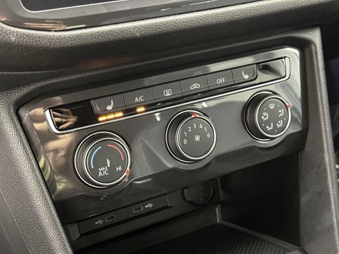 Used 2024 Volkswagen Tiguan Wolfsburg Edition image 19