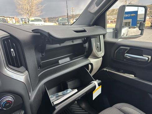 New 2026 Chevrolet Silverado 2500 Custom w/ Custom Value Package image 31