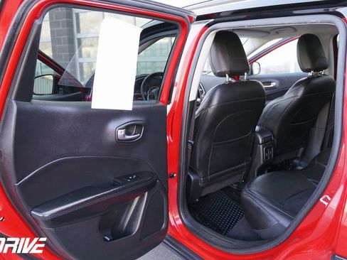 Used 2020 Jeep Compass Latitude image 29