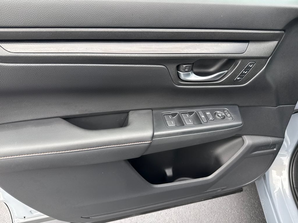 Certified 2024 Honda CR-V Sport-L image 9