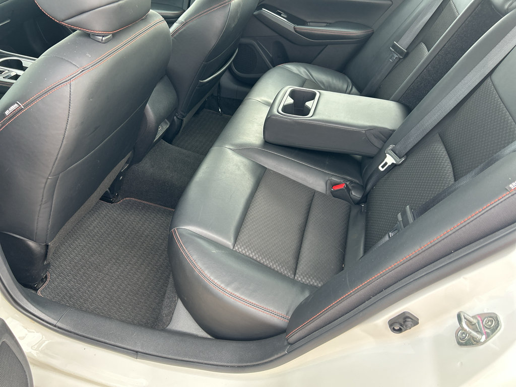 Used 2024 Nissan Altima 2.5 SR FWD image 13