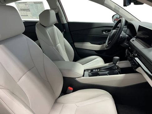 New 2025 Honda Accord EX-L image 32