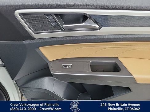 Certified 2022 Volkswagen Atlas Cross Sport SE w/ Panoramic Sunroof Package image 44
