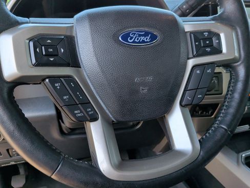 Used 2022 Ford F250 Lariat w/ Tremor Off-Road Package AWD/4WD image 25