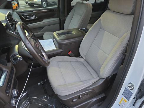 Used 2021 GMC Yukon SLE image 17