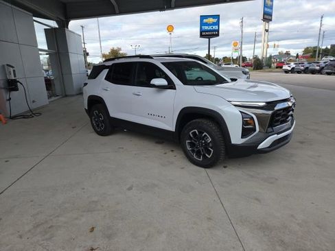 New 2026 Chevrolet Equinox ACTIV image 3