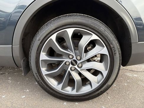 Certified 2022 Lincoln Nautilus Reserve w/ Equipment Group 201A image 30