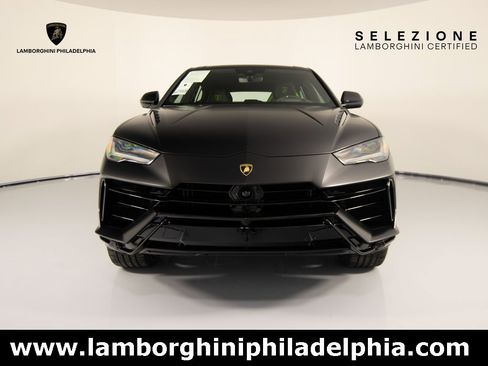 Used 2024 Lamborghini Urus S image 2