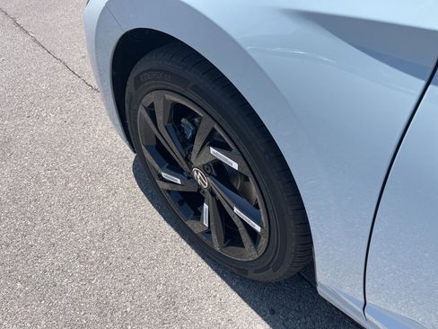 New 2026 Volkswagen Jetta SE FWD image 5